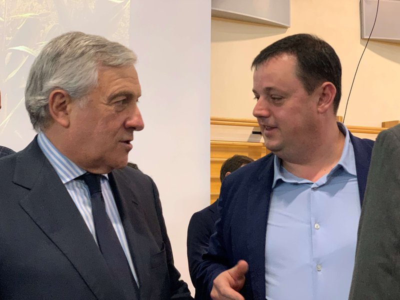 Foto_Vincenzi-Tajani1.width-800